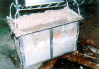 �A���V���[�ݒu�O